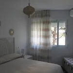 Bonito Ubicado En La Carihuela *